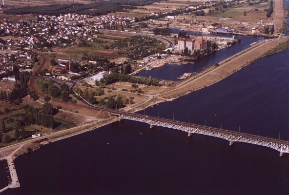 Autor: Jacek Poręba. Wszelkie prawa zastrzeżone.
