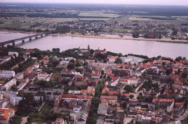 Autor: Jacek Poręba. Wszelkie prawa zastrzeżone.
