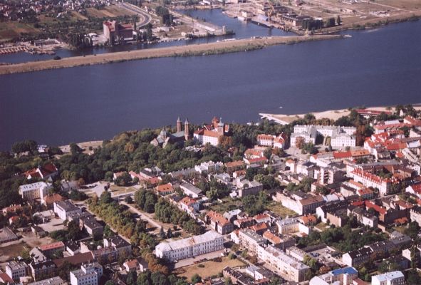 Autor: Jacek Poręba. Wszelkie prawa zastrzeżone.
