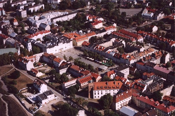 Autor: Jacek Poręba. Wszelkie prawa zastrzeżone.
