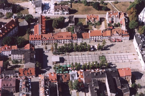 Autor: Jacek Poręba. Wszelkie prawa zastrzeżone.
