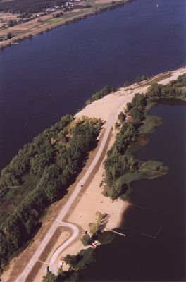 Autor: Jacek Poręba. Wszelkie prawa zastrzeżone.
