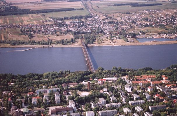 Autor: Jacek Poręba. Wszelkie prawa zastrzeżone.
