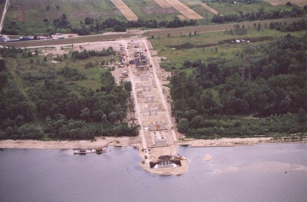 Autor: Jacek Poręba. Wszelkie prawa zastrzeżone.
