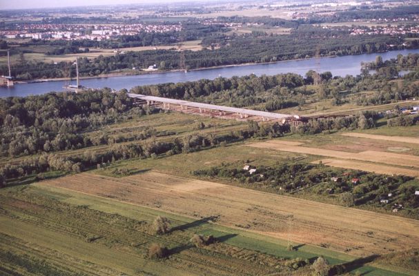 Autor: Jacek Poręba. Wszelkie prawa zastrzeżone.
