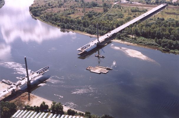 Autor: Jacek Poręba. Wszelkie prawa zastrzeżone.
