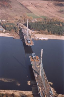 Autor: Jacek Poręba. Wszelkie prawa zastrzeżone.
