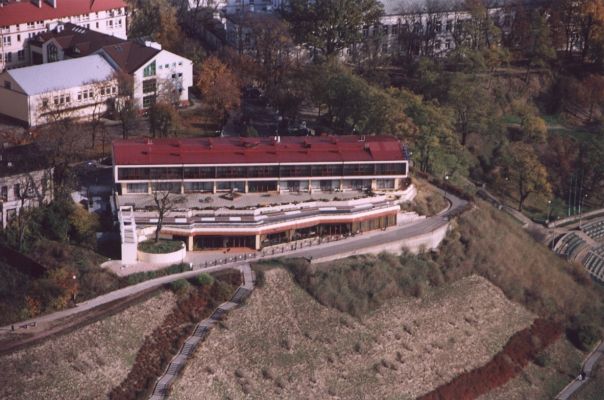 Autor: Jacek Poręba. Wszelkie prawa zastrzeżone.
