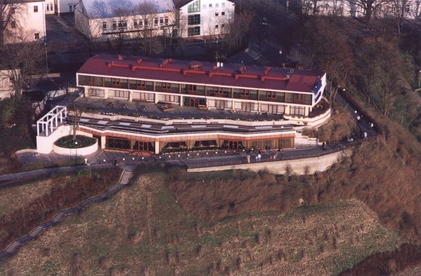 Autor: Jacek Poręba. Wszelkie prawa zastrzeżone.
