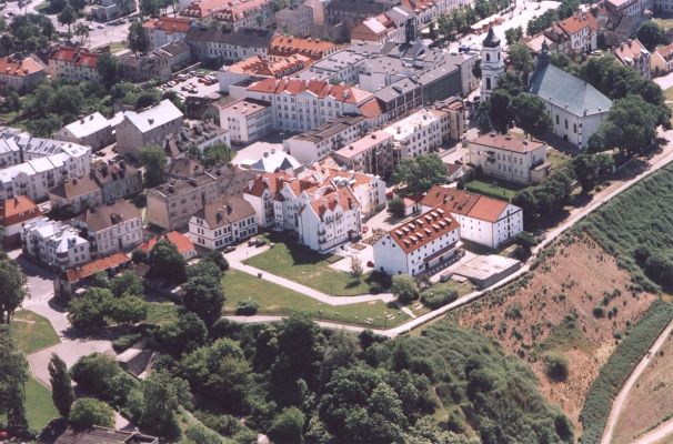 Autor: Jacek Poręba. Wszelkie prawa zastrzeżone.
