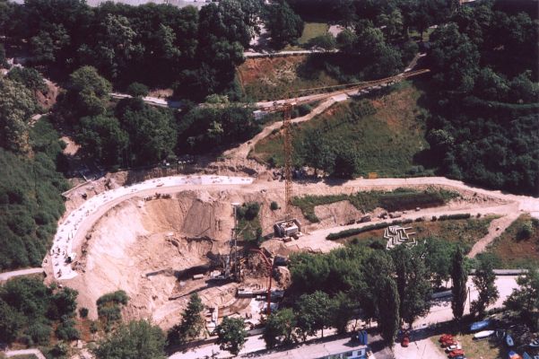 Autor: Jacek Poręba. Wszelkie prawa zastrzeżone.
