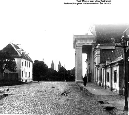 Teatr miejski prz ul. Teatralnej.
Zdjęcie pochodzi z książki Mirosława Łakomskiego "Szkice płockie".
Wszelkie prawa zastrzeżone. 
