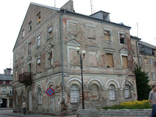 Kamienica na ul. Kwiatka - przed remontem
