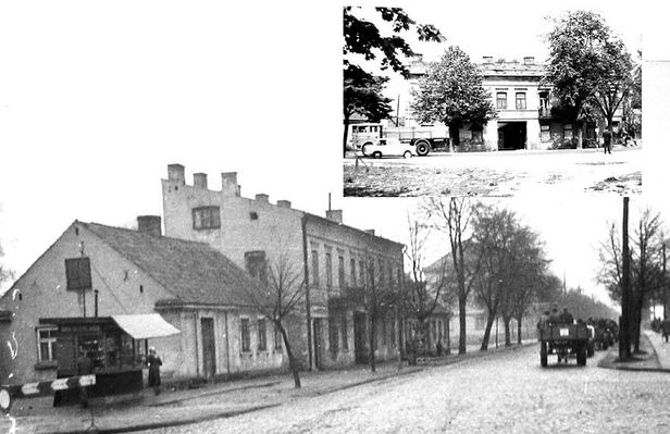 Kamienica Bronarskich, na parterze był sklep PSS "Zgoda" a nieopodal słynna kuźnia.
Budynki zostały zniszczone po pożarze, wskutek czego kamienicę rozebrano.
Obecnie okolica skrzyżowania ul. Bielskiej - Jachowicza - Kobylińskiego.
Ulica widoczna na zdjęciu to ul. Bielska.

Zdjęcie pochodzi z książki Mirosława Łakomskiego "Płockie Deja Vu".
Wszelkie prawa zastrzeżone.
