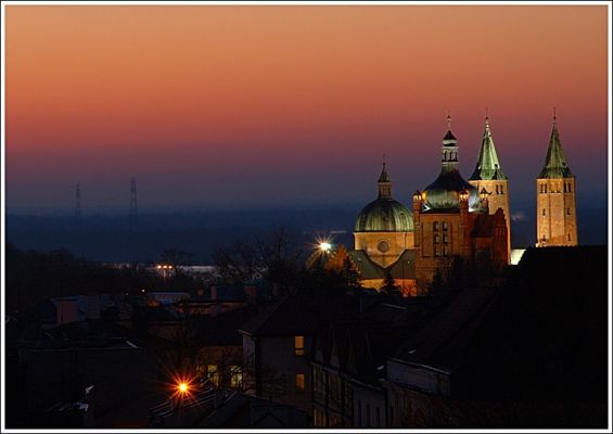 Wzgórze Tumskie (wschód słońca)
