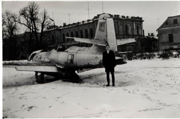 Okolica Pl. Obrońców Warszawy
Lata: 1966/68

Autor: Andrzej Ostrowski
