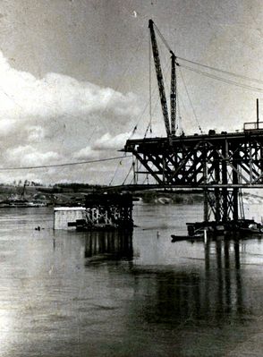 Budowa mostu im. Legionów J. Piłsudskiego - 1937 rok.
Autor: Wiesław Dąbkowski
