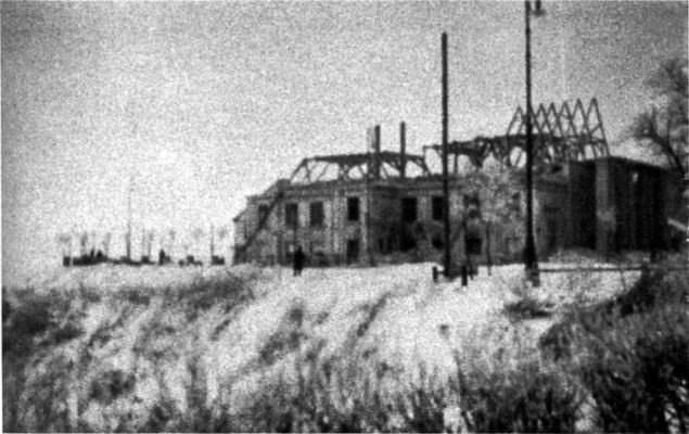 Budynek starego teatru podczas rozbiórki - 1940 r.
