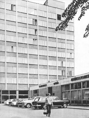 Hotel Petropol - pocz. lat 70tych
