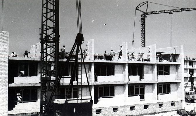 Budowa os. Dobrzyńska - lata 60-te
