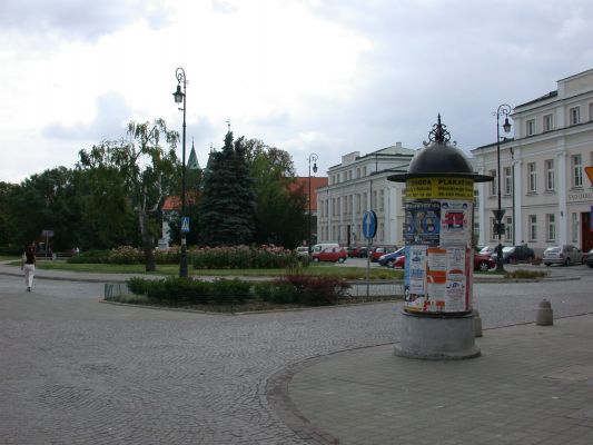 Plac Narutowicza (dawny Rynek Kanoniczny)
