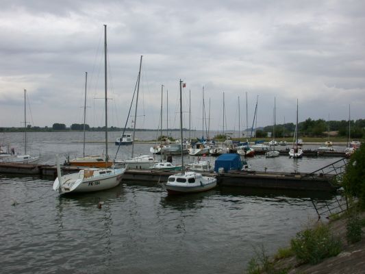 Przystań jachtowa nad Wisłą
