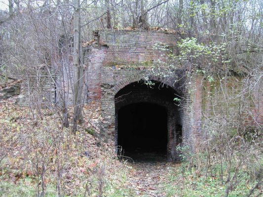 Lodownia w jarze Brzeźnicy
