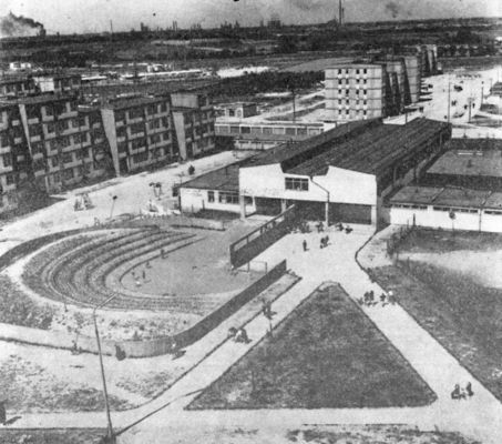 Szkoła Podstawowa nr 17 (Os. Dobrzyńska)
koniec lat 60tych
