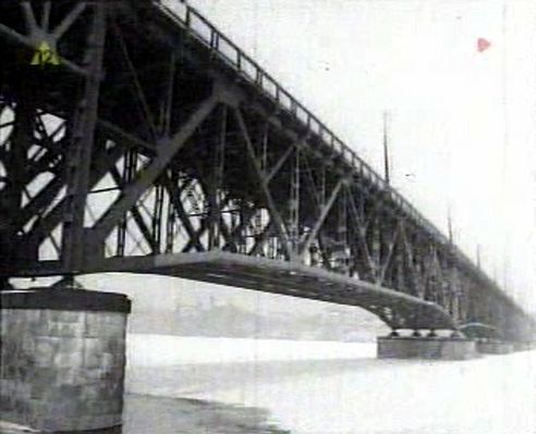 Most przez Wisłę
Fragment filmu "5 I 1/2 BLADEGO JÓZKA"
jesień - zima 1970
