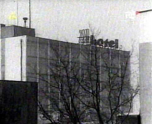 Hotel Petropol
Fragment filmu "5 I 1/2 BLADEGO JÓZKA"
jesień - zima 1970

