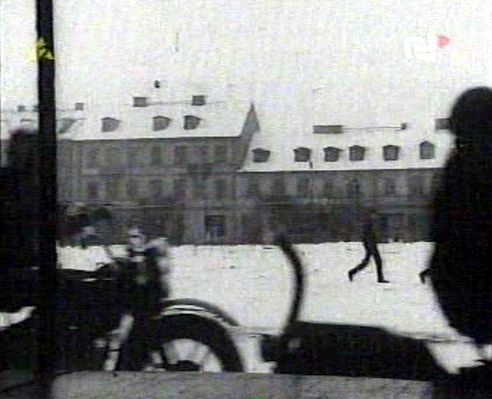 Zabudowania Nowego Rynku
Fragment filmu "5 I 1/2 BLADEGO JÓZKA"
jesień - zima 1970
