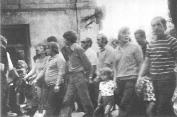 Czerwiec 76
Przemarsz ul. Tumską

Zdjęcia operacyjne Służby Bezpieczeństwa.
Słowa kluczowe: c76