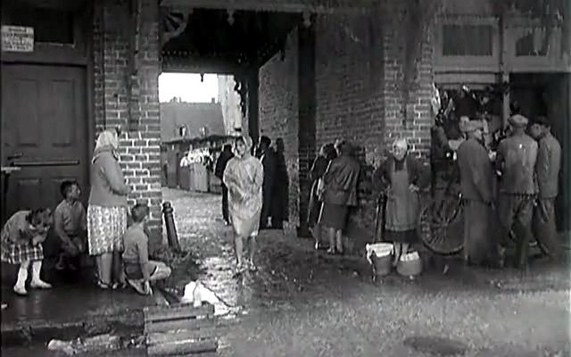 "Dotknięcie nocy" - Podkowa
1961 r.

Scena z filmu "Dotknięcie nocy"
