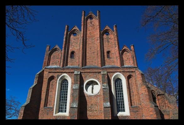 Łęg Probostwo - Kościół parafialny pw. św. Katarzyny  z 1409 r.
gm. Drobin
