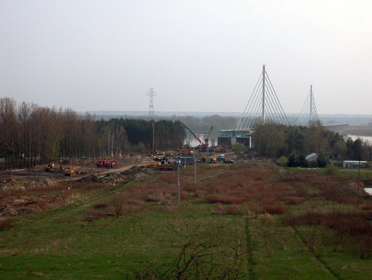 Budowa dróg do nowego mostu
