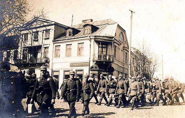 Żołnierze niemieccy - ok. 1915 roku
Róg Tumska, Grodzka, Kościuszki
