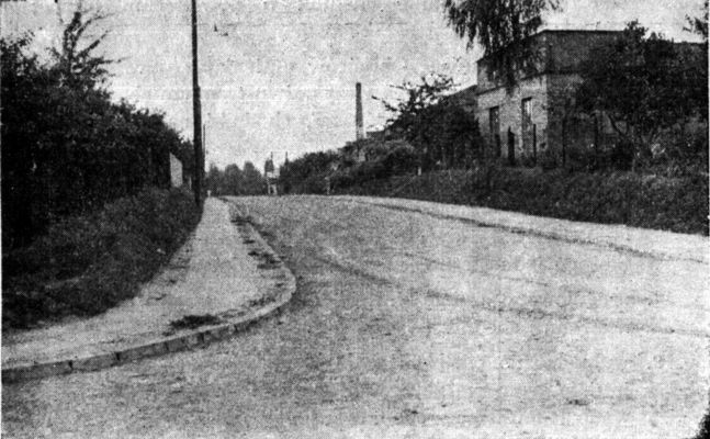 Jedna z ostatnio wybudowanych ulic 11 Listopada na peryferiach miasta
koniec lat 50-tych
Autor: Henryk Prośniewski

[Opis oryginalny]
