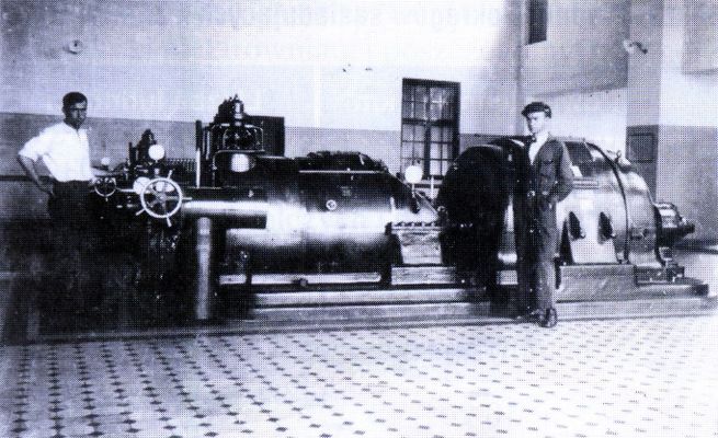 Elektrownia w Radziwiu
turbina o mocy znamionowej 960 kW

Data: 01.04.1941
