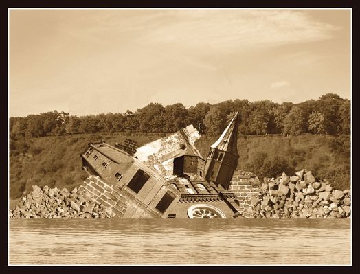 Upadek -- Anno Domini 2049
Eksperyment.

Niechciany obraz przyszłości. 
Oby się nie stało!


