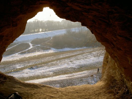 Skarpa
Jaskinia na skarpie - widok ze środka
Słowa kluczowe: skarpa jaskinia