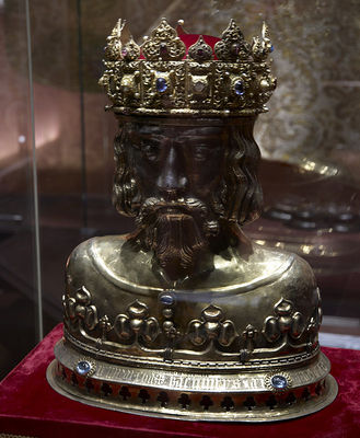 Noc w Muzeum (Dni Historii Płocka 2010)
Muzeum Diecezjalne - Skarbiec

Herma Św. Zygmunta - Patrona Miasta Płocka
