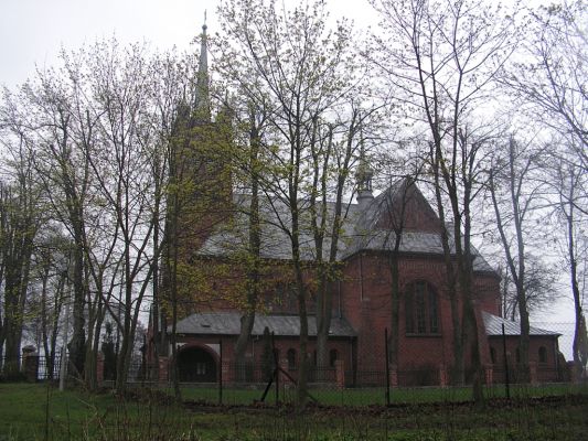 Sikórz
gm. Brudzeń Duży: Sikórz - Kościół pw. św. Trójcy murowany z lat 1911-1920
Słowa kluczowe: Sikórz