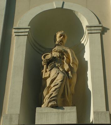 Św. Piotr
Rzeźba Św. Piotra znajdująca się na frontowej części Kościoła św. Jana Chrzciciela
