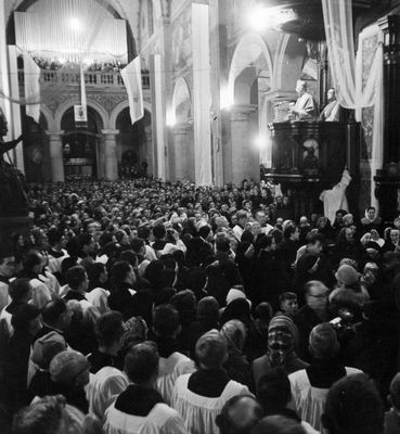 Obchody Tysiąclecia Chrztu Polski w Płocku
13.XI.1966

Prymas Polski ks. kard. Stefan Wyszyński podczas głoszenia homilii w czasie Mszy Św. celebrowanej w katedrze
