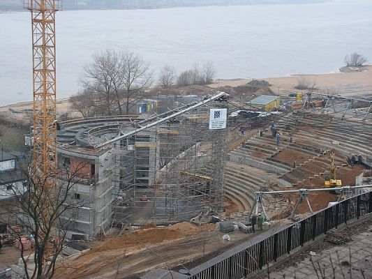 Amfiteatr
Budowa amfiteatru - sceny z życia na dzień 31.III.2006
