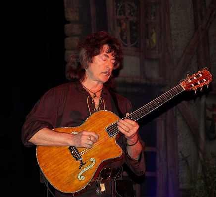 Dni Historii Płocka i Dzień Chemika 30 maja - 1 czerwca 2008 roku
[b]Koncert zespołu Blackmore's Night [/b]

Na zdjęciu Ritchie Blackmore
