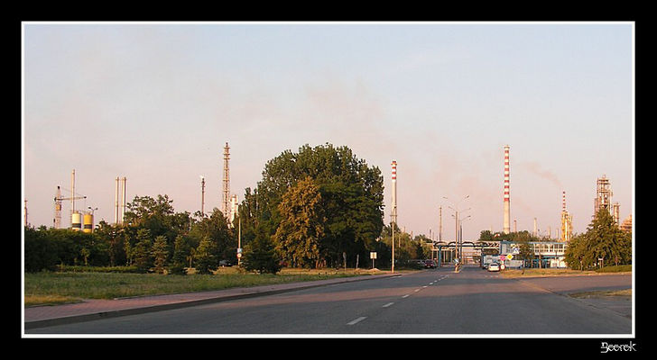 widok na bramę nr 1 - PKN ORLEN S.A.
