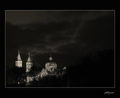 Katedra
podejrzana z ul. Rybaki
