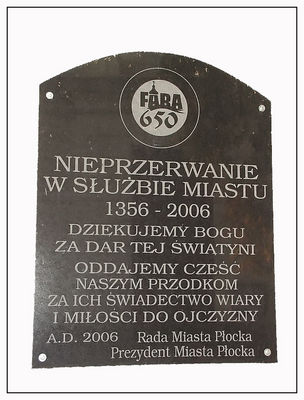 Tablica pamiątkowa
Tablica pamiątkowa ufundowana z okazji 650 lecia Fary
