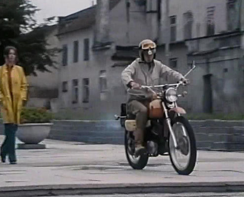 Scena z filmu "Zielona Miłość" reż. Stanisław Jędryka
Plac 13-tu Straconych
